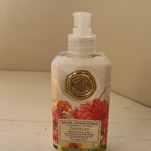 Dahlias Hand and Body Lotion